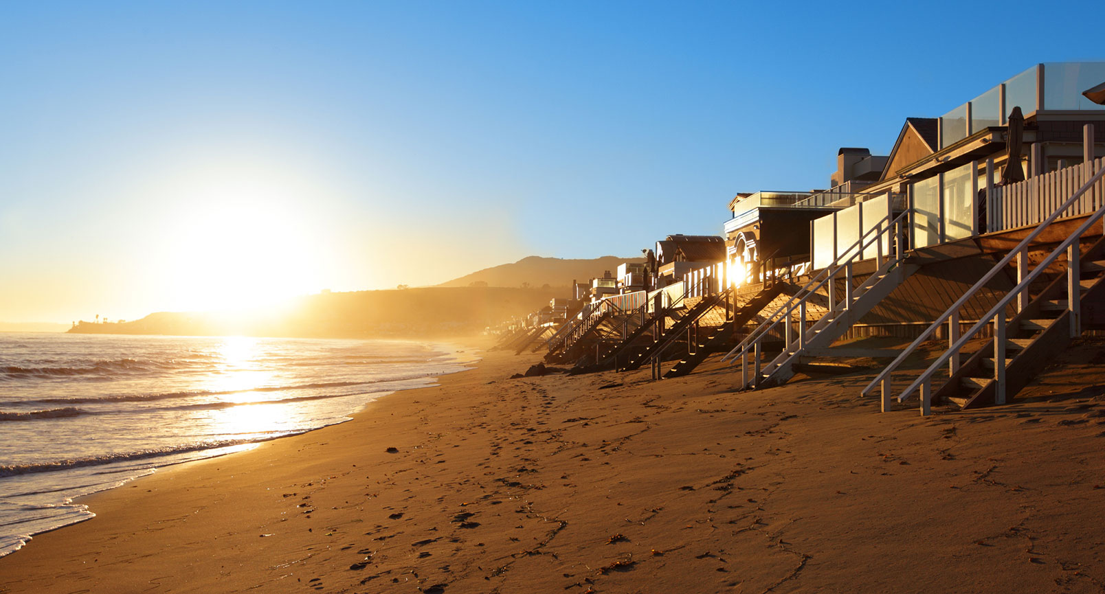 Sunset by the Beach - Malibu Premier Homes